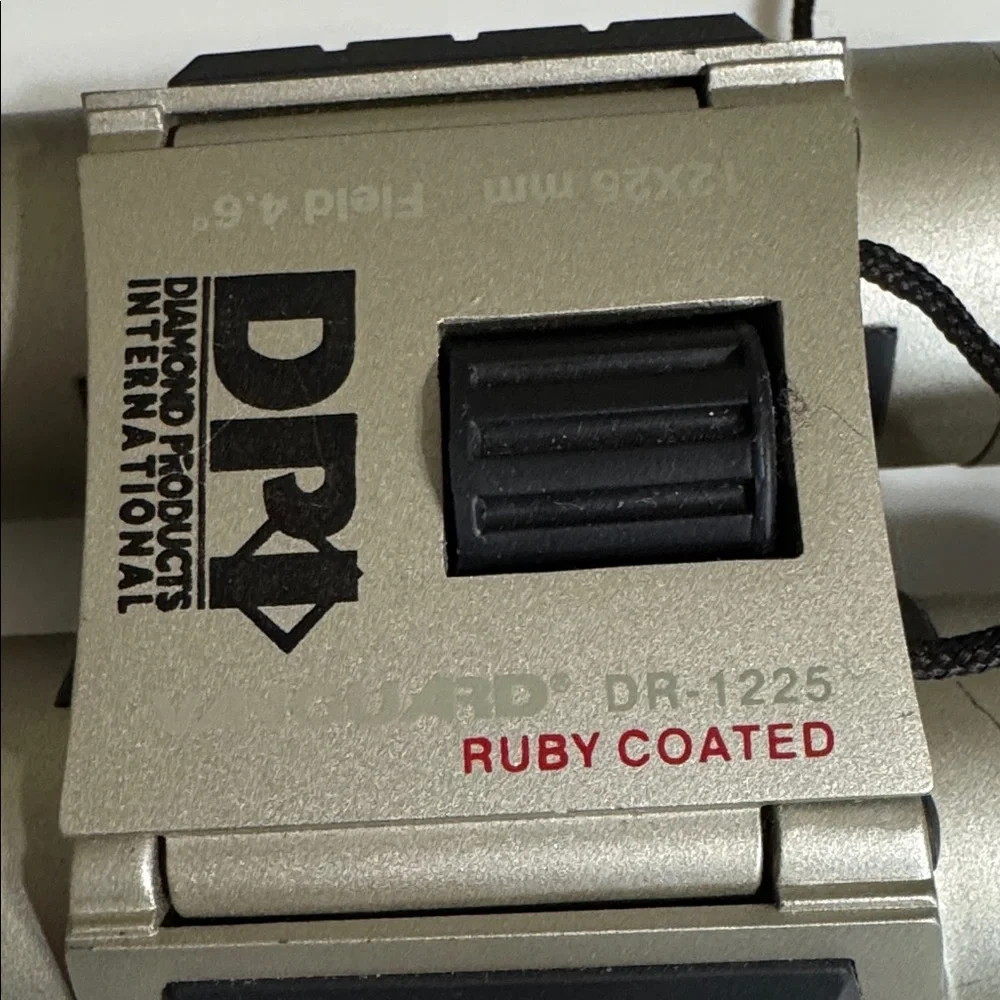 Vanguard Ruby Coated DR-1225 Binoculars with Black and Silver Finish